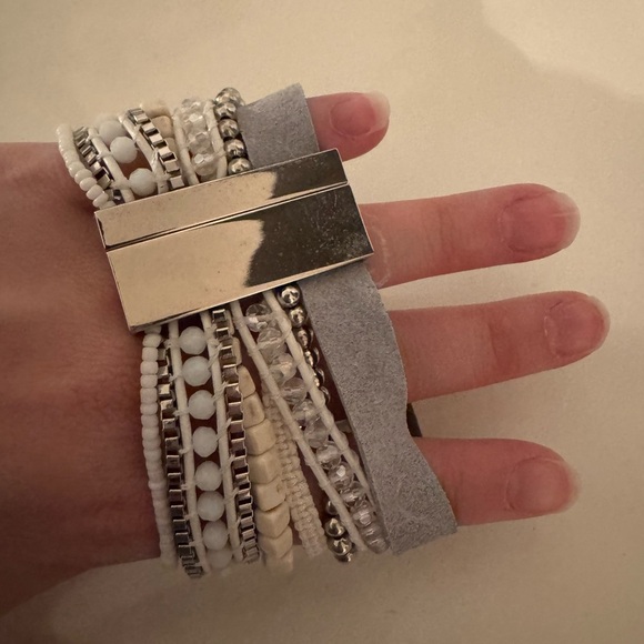 Victoria Emerson White and Silver Bracelet Set - Picture 2 of 5